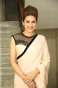 shraddha das latest glamorous photos-thumbnail-47