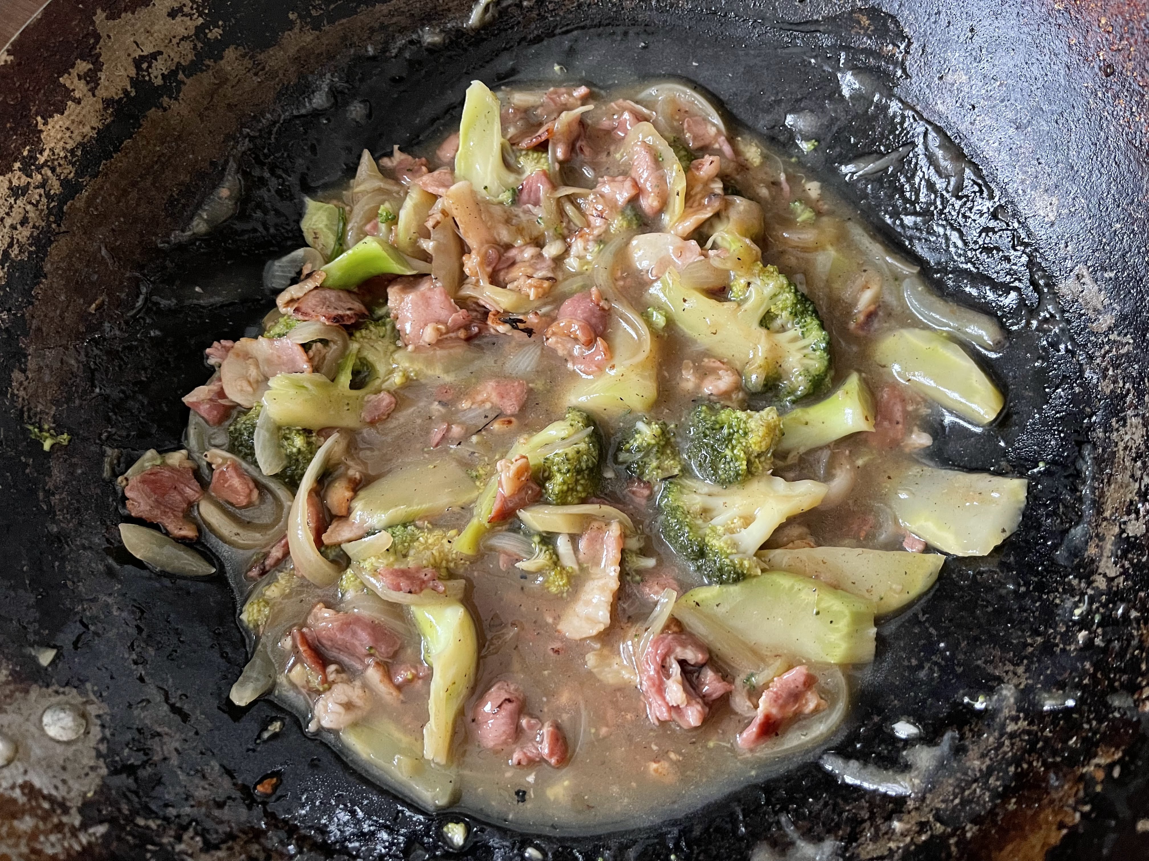 Chinese-Style-Bacon-and-Broccoli-Stir-Fry