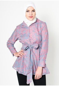 10 Baju  Kantor  Batik Wanita Muslimah  Modern 2021 Model 