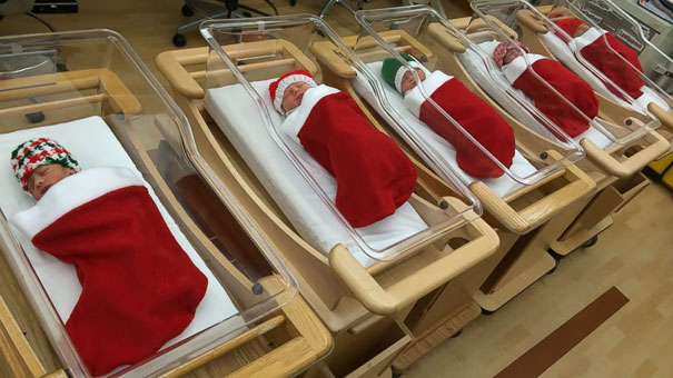 Creative Ideas For Christmas Decorations By A Hospital's Medical Staff - Babies Born In The Festive Period Are Wrapped Up In Christmas Stockings