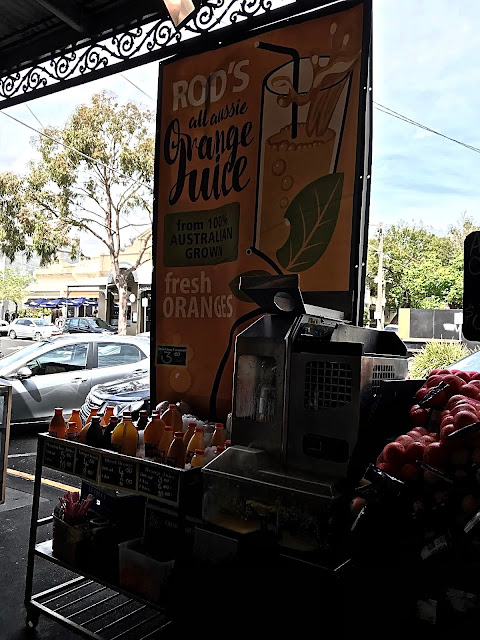 Melbourne, South Melbourne Market, Rod's orange juice