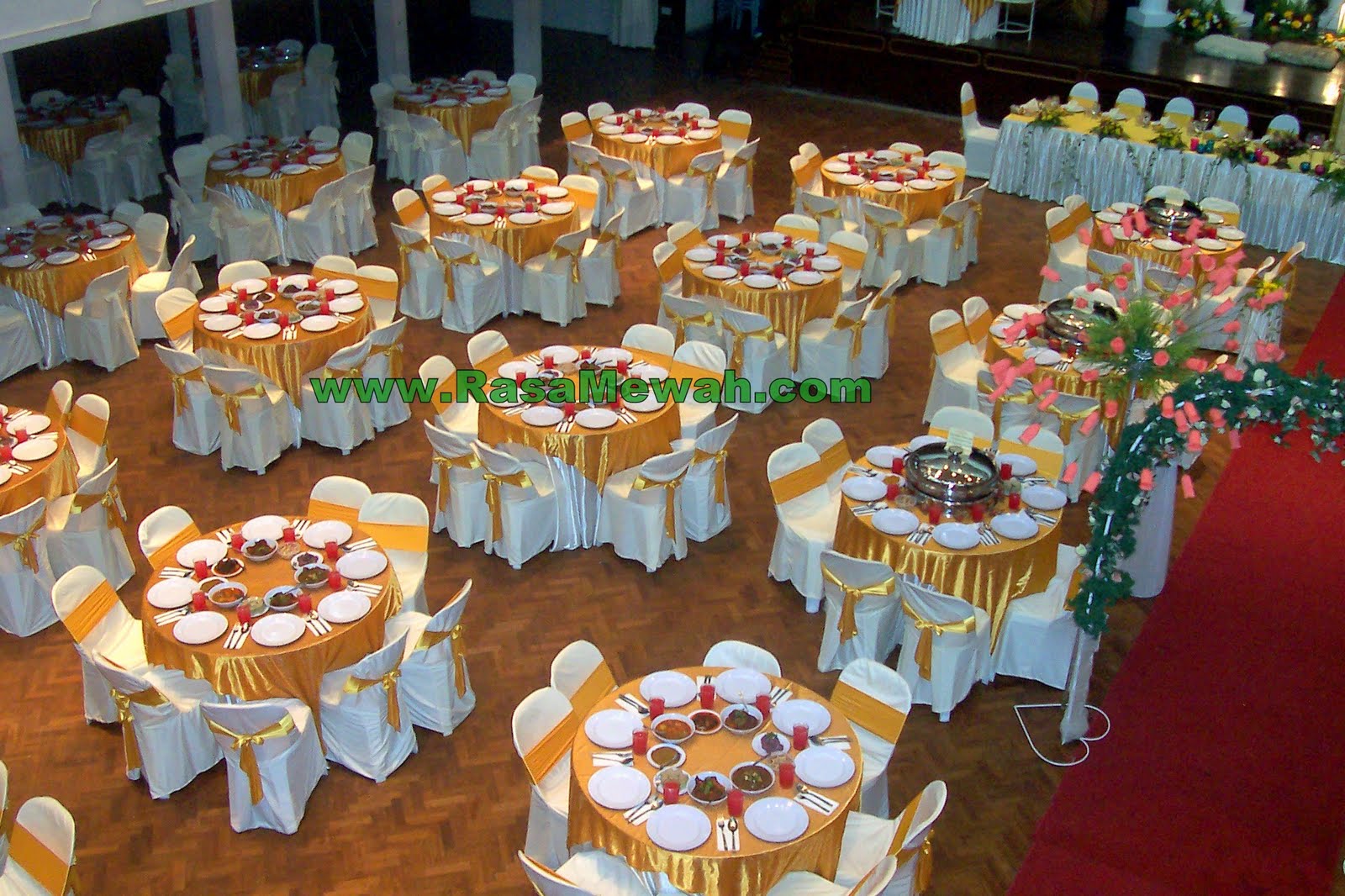 Malay Wedding Dinner | Majlis Makan Malam Perkahwinan Melayu | Rasa