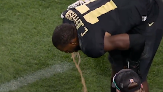 Purdue safety Chris Jefferson pukes after pick-six, Penn State vs. Purdue, 9/1/2022