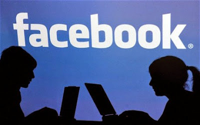 How to Make a Moving Picture Animated Gif In Facebook Timeline