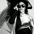 Lady Gaga lança segunda versão de "Yoü and I"