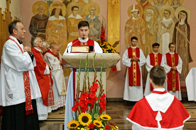 Liturgia, czytanie, wstęp