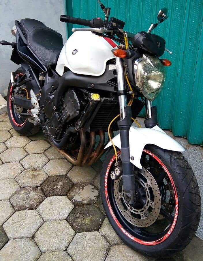 Bukalapak Moge Bekas Yamaha FZ6 600cc Thn 2008 LAPAK 