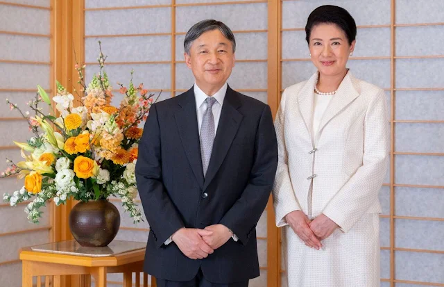 Empress Masako, Princess Aiko, Crown Prince Akishino, Crown Princess Kiko and Princess Kako