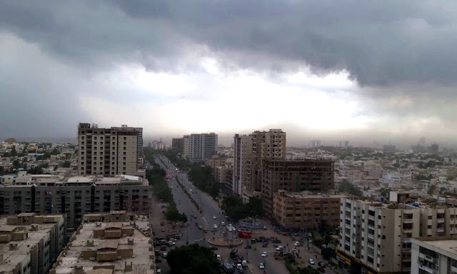 Karachi Anticipates Dry Weather and Foggy Conditions