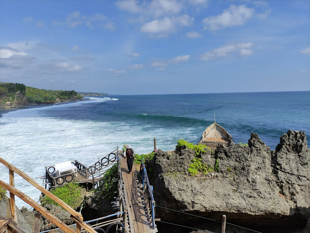 Pantai Kukup