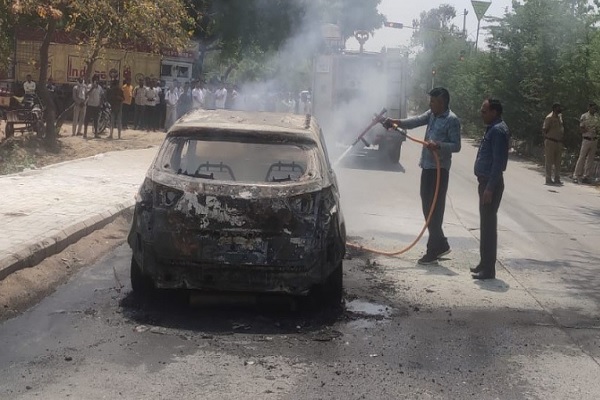 FARIDABAD-CRETA-CAR-FIRE-ACCIDENT