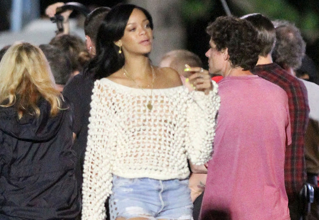 Rihanna - Candids on “The End of the World” Movie Set