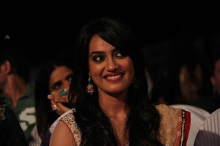 Surbhi Jyoti actress