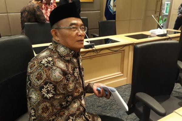 Menko PMK Wajibkan Sertifikasi Siap Kawin Mulai 2020