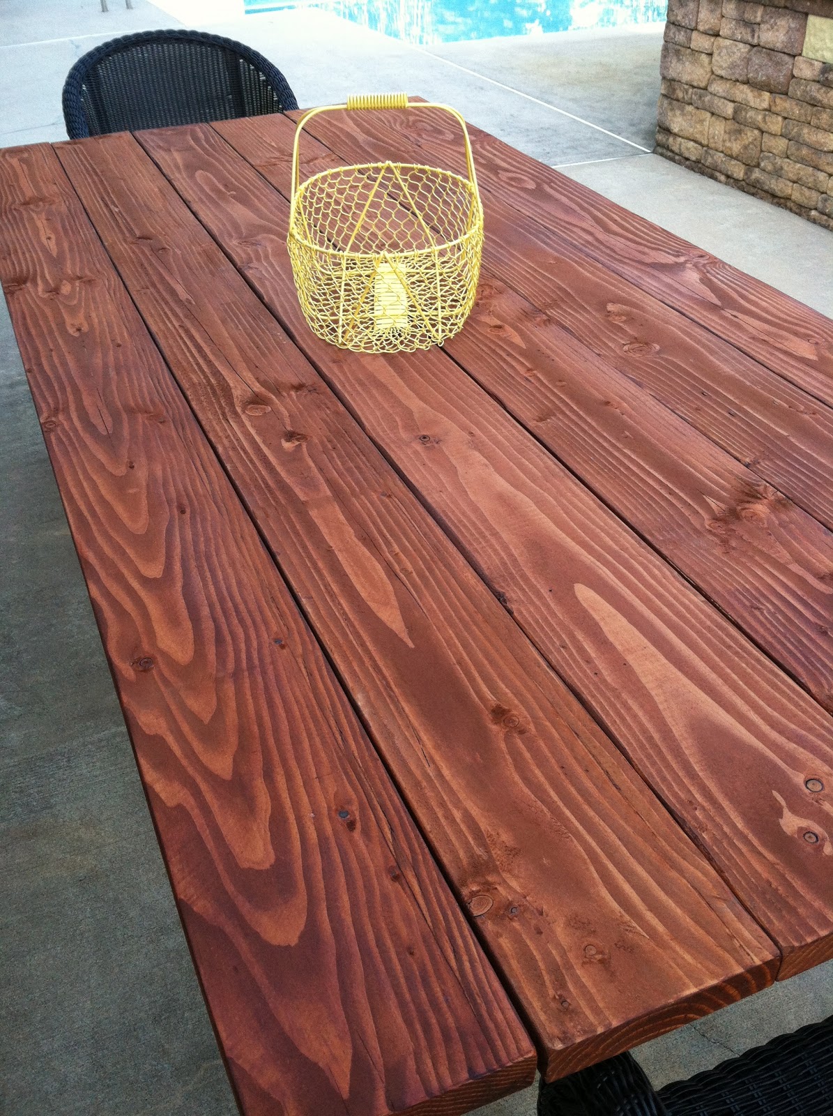 Pine Tree Home: Outdoor Farm Table: Finishing the Table Top