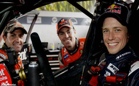 Casey-Stoner-di-V8-Supercar