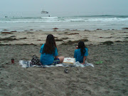 . we head over to La Jolla Shores for breakfast on the beach. (breakfast on the beach before shark camp)