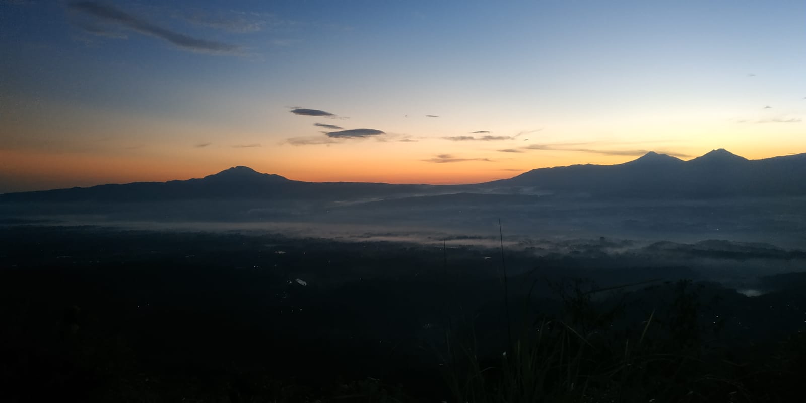 Puncak Gunung Giyanti Tempat Wajib bagi Penikmat Sunrise - Hoodie Mint |  Coya's Personal Blog