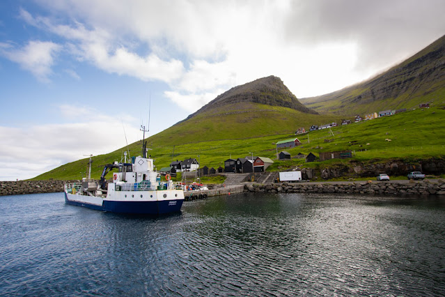 Porto di Syðradalur-Isola di Kalsoy