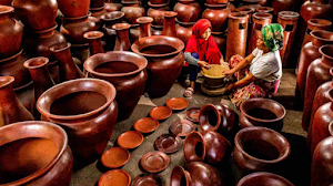 Banyumulek Craft Tourism for Souvenirs