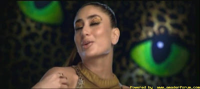 Hot and Sexy Kareena Kapoor Hot Movie Stills - Bollywood Actress Walpaper :  Kareena Kapoor, Kareena Kapoor Wallpaper, Kareena Kapoor Sexy Wallpaper, Kareena Kapoor Fan club, Kareena Kapoor Online, Kareena Kapoor Site, Bollywood Hot Actress Kareena Kapoor Desktop Wallpaper Download Online