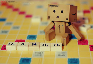 Wallpaper Danbo Broken Heart