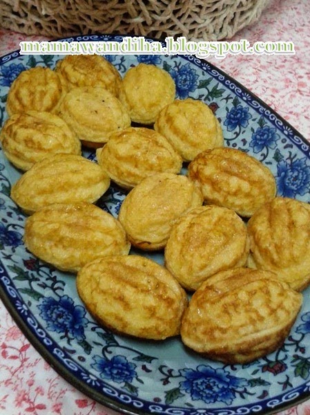 Dari Dapur MaDiHaA: Kuih Cara Durian