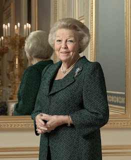 New Portraits to celebrate 85th birthday of former Queen Beatrix