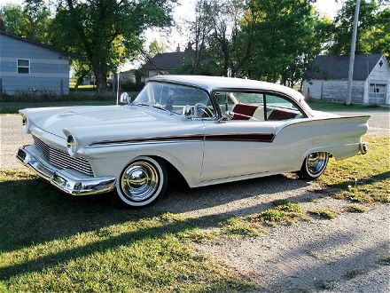 Ford Fairlane