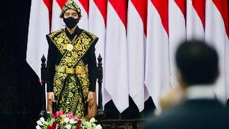 Presiden Jokowi Berpakaian Adat Sabu NTT saat Pidato Kenegaraan HUT ke-75 RI