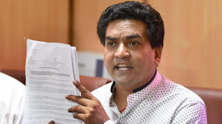 kapil-accuses-of-rs-300-crore-scam-in-drug-purchasing