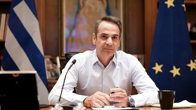 Μητσοτάκης: Προπληρωμένη κάρτα 150 ευρώ στους νέους 18-25 ετών που έχουν εμβολιαστεί ή θα εμβολιαστούν