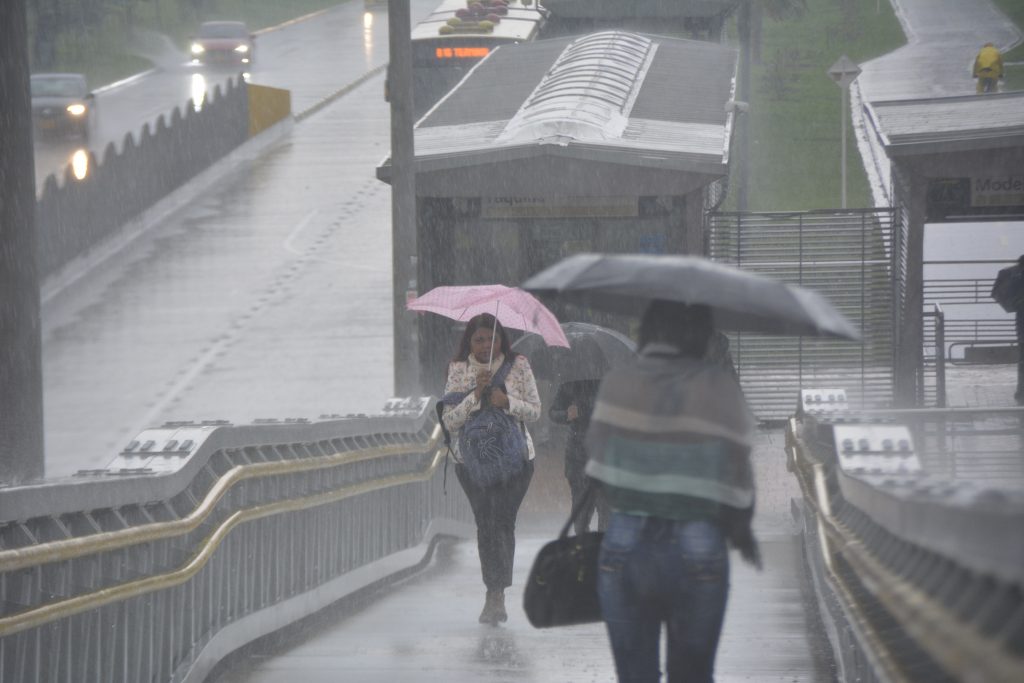 Bogotá tendrá temporada de lluvias durante las próximas semanas, advierte el Idiger