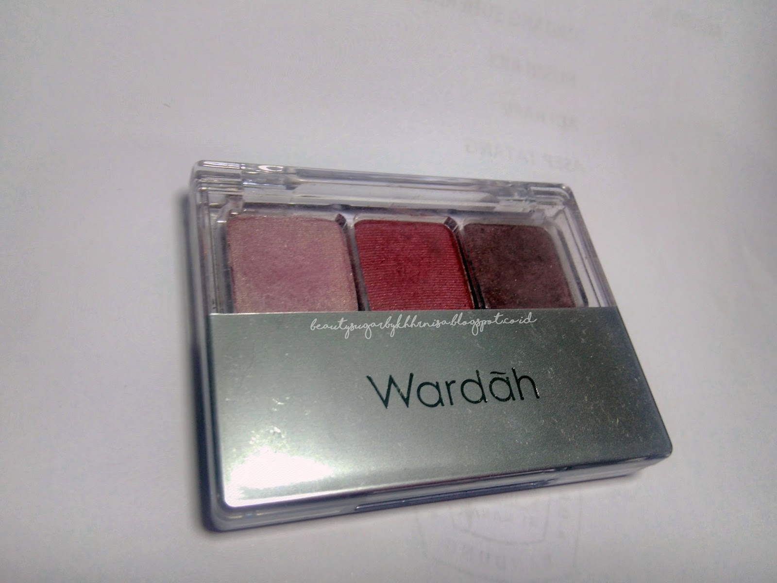 REVIEW TUTORIAL Wardah Eye Shadow Seri B Beauty Sugar By Khhrnisa