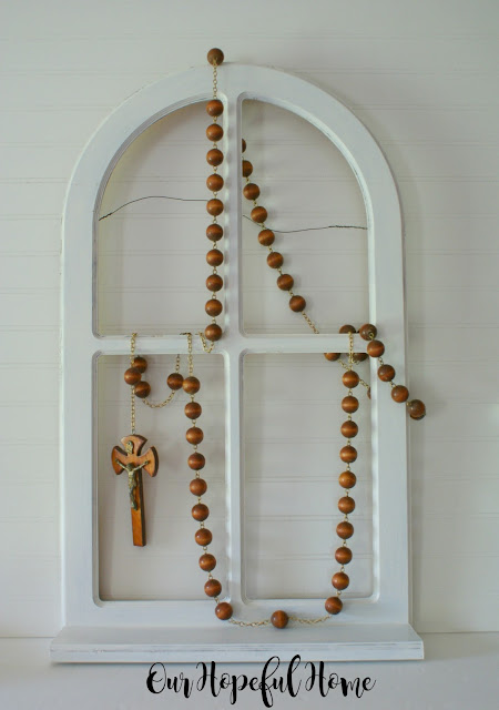 DIY Farmhouse wood bead garland from oversized rosary