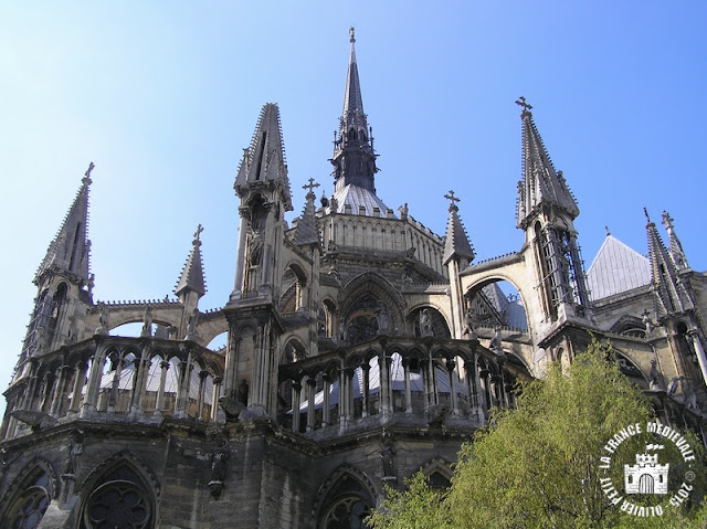 REIMS (51) - Cathédrale Notre-Dame (Extérieur - Chevet)