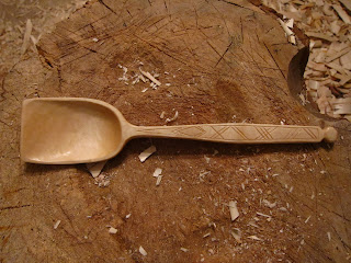 spoon carving by Oliver Pratt