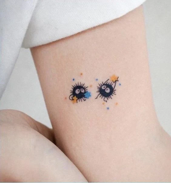 Mini tatuajes para mujeres de más de 40