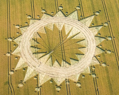 2012crop circles mayan connection. Hunab Ku Crop Circle