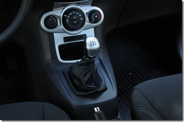 New Fiesta Hatch 2014_Detalhe_5
