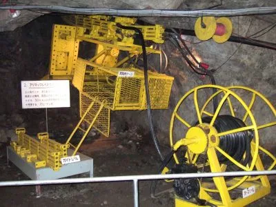 アドベンチャーランド中竜の坑道の機械