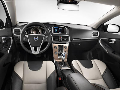 2013 Volvo V40 Cross Country