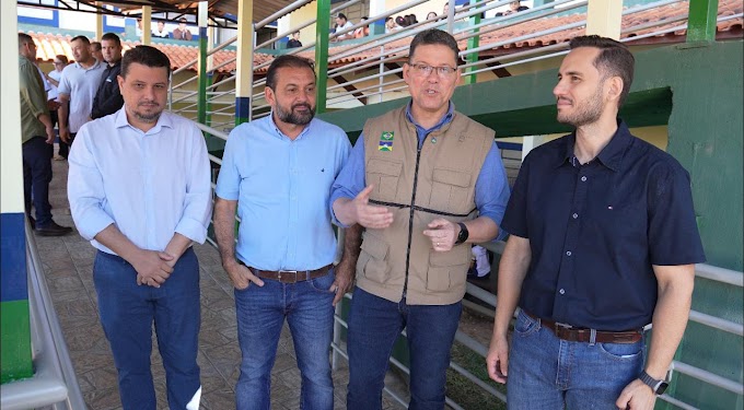 Deputado Laerte Gomes acompanha inauguração de passarela no IEE Marechal Rondon, em Ji-Paraná