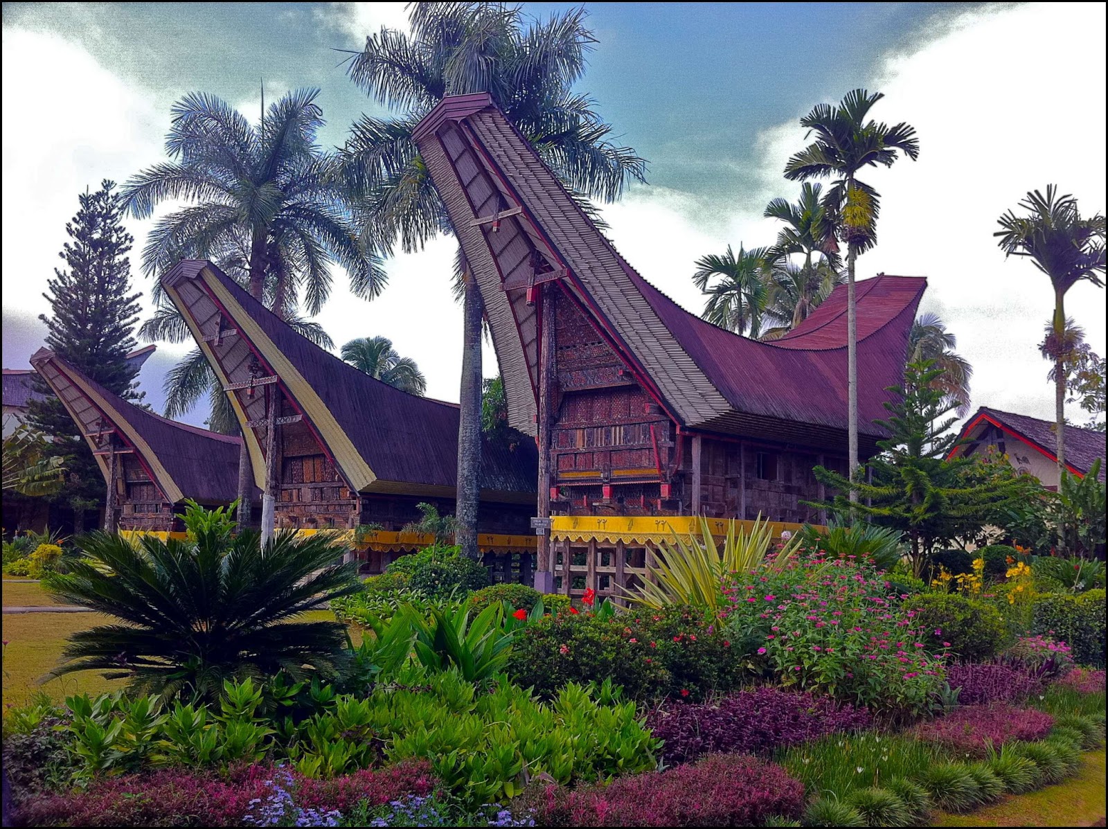 Gambar Gambar Nama Rumah Adat Daerah 33 Provinsi Asalnya 