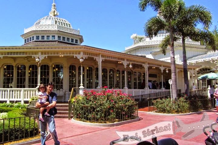 The Crystal Palace, Magic Kingdom, WDW, Orlando