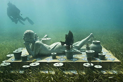 museum bawah laut, kepulauan karibia, pulau grenada, 
peninggalan sejarah, foto menakjubkan, gambar sejarah peradaban manusia