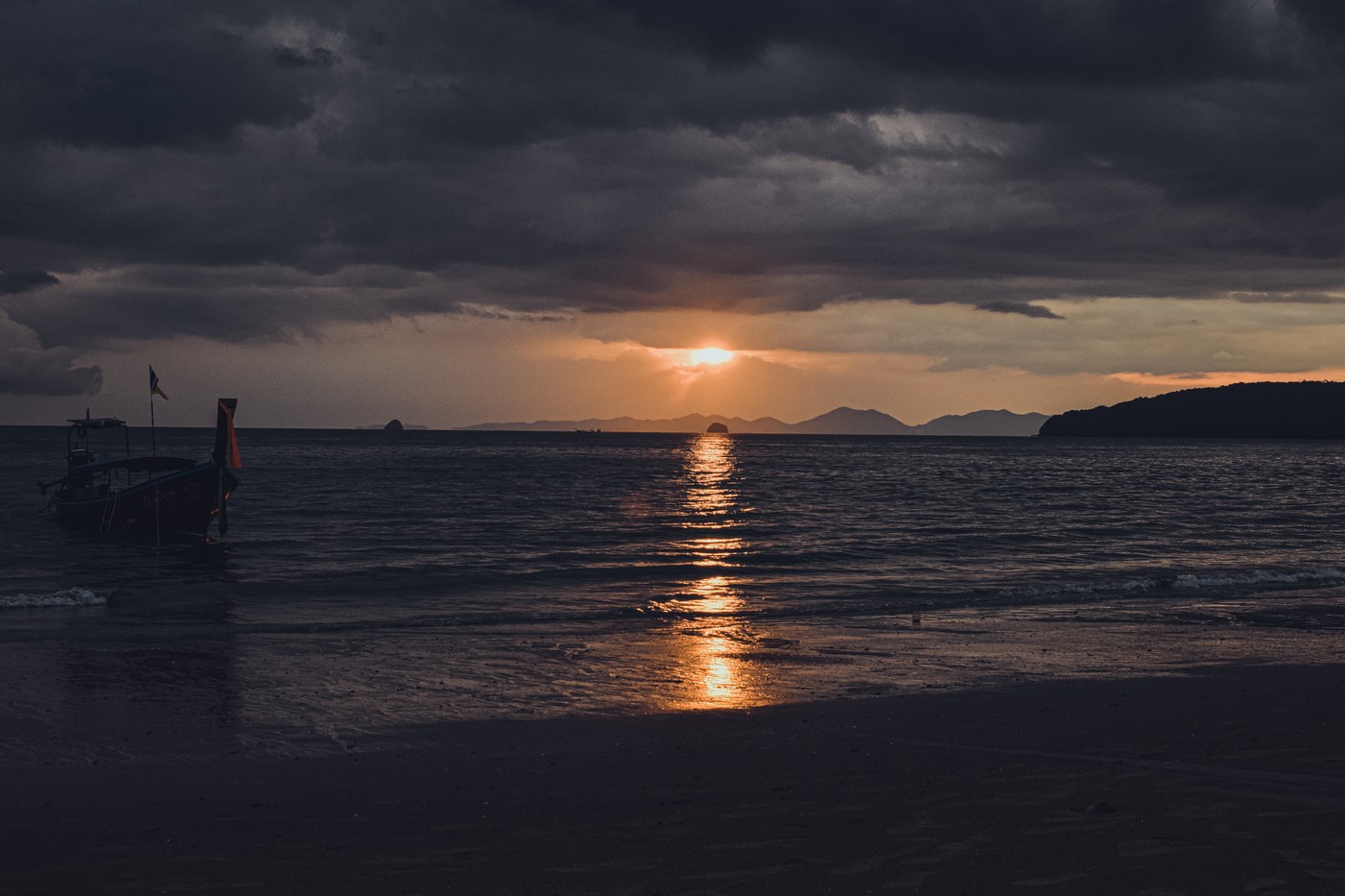 Najpiękniejsze plaże w Tajlandii - Krabi | dyedblonde