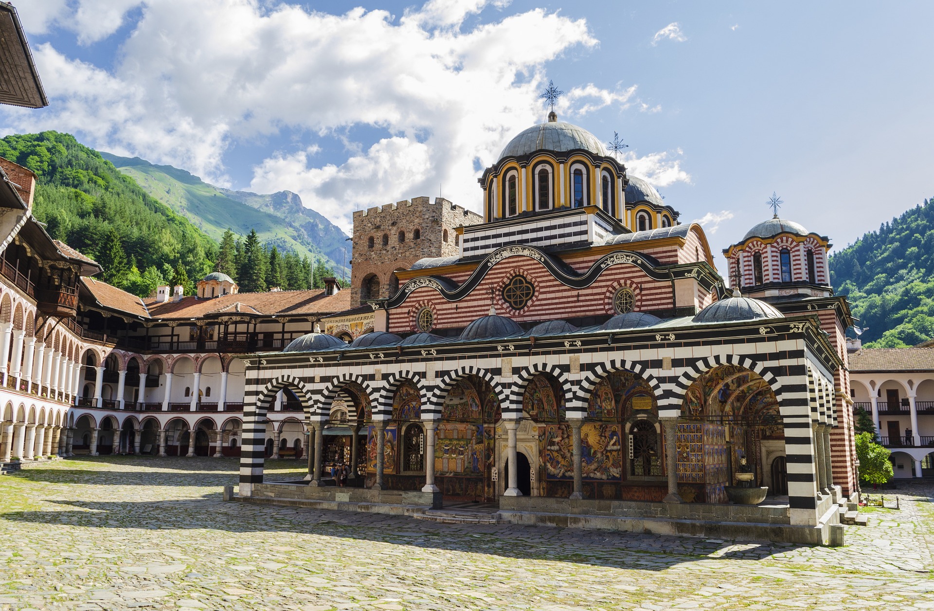 Best off peak season travel tips in Bulgaria by OffPeakSeason.com