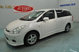 2004 Toyota Wish