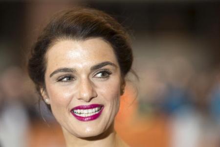 Rachel Weisz fala sobre "Minha Prima Raquel" e incidente com cavalo no set